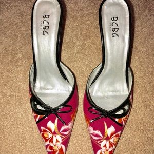 BCBG Fuchsia Flora Mules